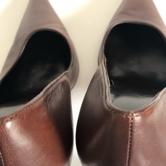 Stuart Weitzman Vintage Brown Pointed Toe High Heel Pumps - Picture 6 of 13